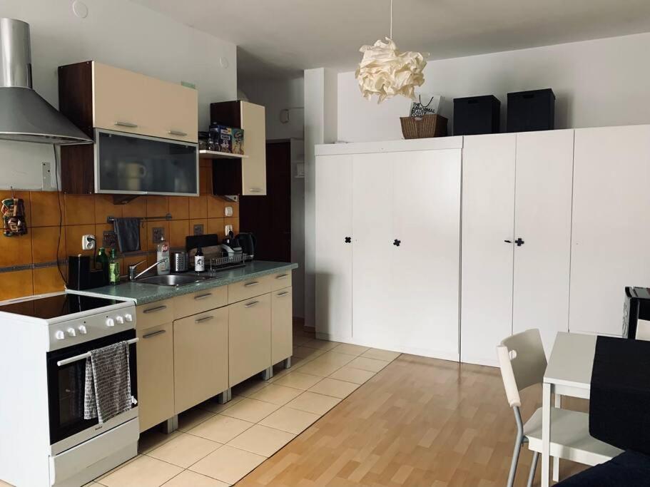 Artystyczny Apartment na Żoliborzu Warszawa Zewnętrze zdjęcie